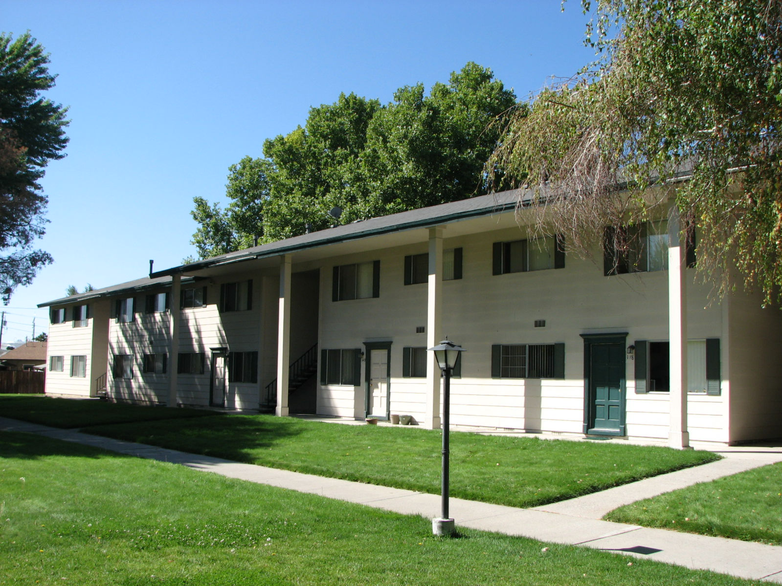 Lincoln Garden Apartments Sparks Nv Apartments For Rent In